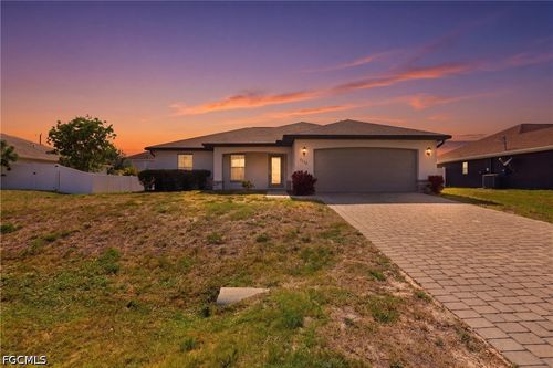 2812 Ne 2nd Pl, Cape Coral, FL, 33909-8837 | Card Image