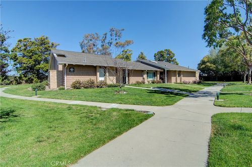 unit-914c-8565 Sierra Cir, Huntington Beach, CA, 92646-8606 | Card Image