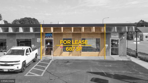 1117 Broadway Ave N, Rochester, MN, 55906-6811 | Card Image