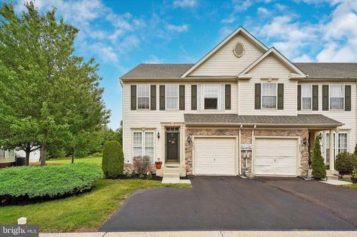 2651 Crabapple Cir, PERKASIE, PA, 18944-5461 | Card Image