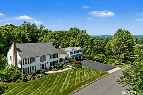 71 Woodford Hills Dr, Avon, CT, 06001-3925 | Card Image