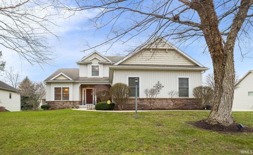 51265 Enchanted Oak Ct, South Bend, IN, 46628-8208 | Card Image