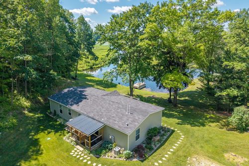 17648 Lost Lake Rd, Barryton, MI, 49305-9541 | Card Image