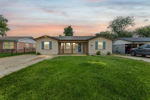 116 Highland Dr, Ennis, TX, 75119-3504 | Card Image