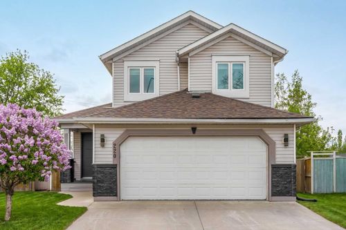 220 Douglas Glen Bay Se, Calgary, AB, T2Z2M8 | Card Image