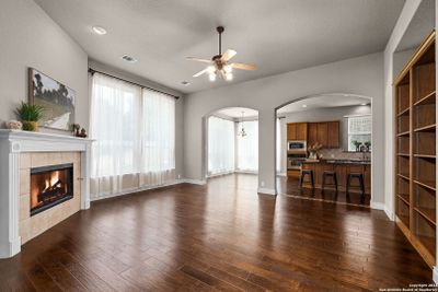 20114 Regency Run, House other with 6 bedrooms, 5 bathrooms and null parking in Garden Ridge TX | Image 2