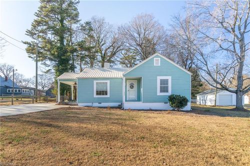 408 Beckner St, Lexington, NC, 27292-3942 | Card Image