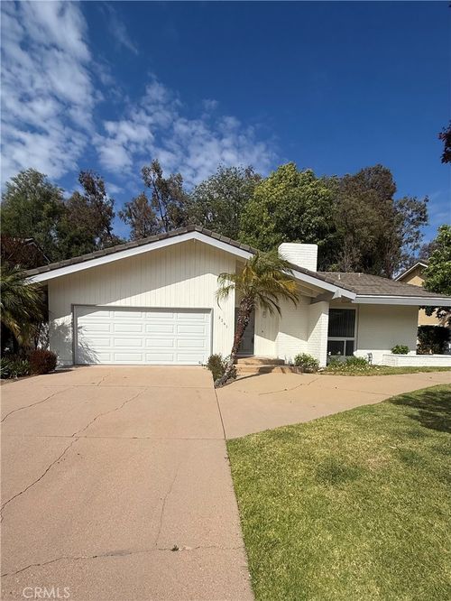 2341 Stormcroft Ct, Westlake Village, CA, 91361-2054 | Card Image
