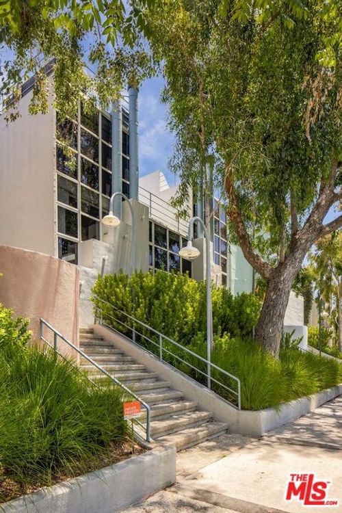 b-2433 28th St, Santa Monica, CA, 90405 | Card Image