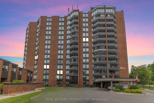 208-181 Collier Street, Barrie, ON, L4M5L6 | Card Image