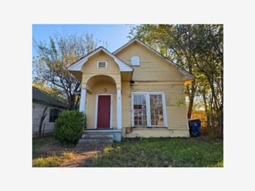 104 W Munson Street, Denison, TX, 75021 | Card Image