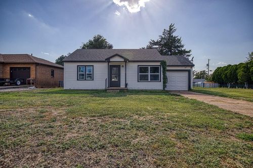 1114 S 11th St, Kingfisher, OK, 73750-4020 | Card Image