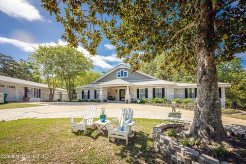 1802 Stuart Ave, Ocean Springs, MS, 39564-4831 | Card Image