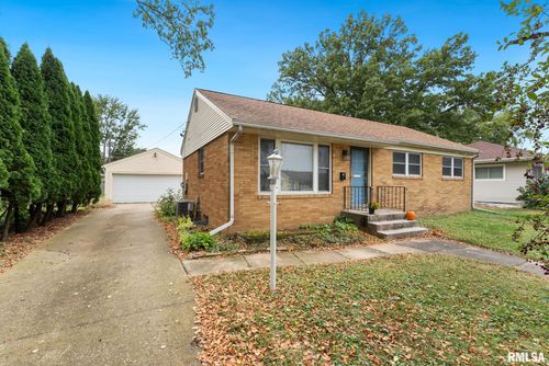 3912 35th St, Rock Island, IL, 61201-7021 | Card Image
