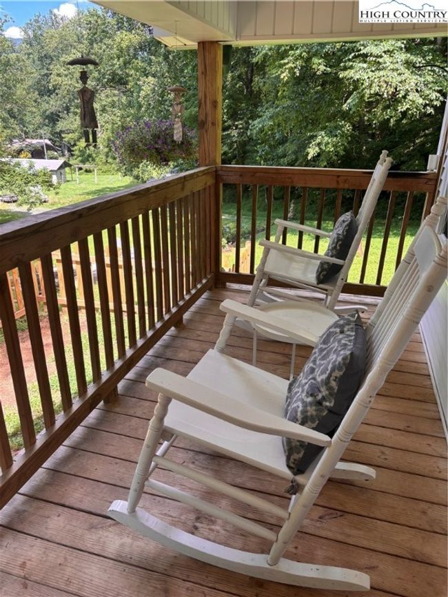 Front porch | Image 10