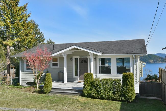 644 Gibsons Way, House other with 4 bedrooms, 4 bathrooms and null parking in Gibsons BC | Image 35