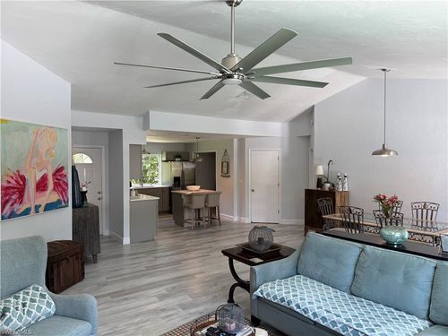 310 14th St, Naples, FL, 34117-3689 | Card Image