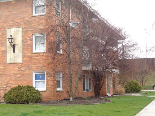 apt-12-10805 S Lloyd Dr, Worth, IL, 60482-2703 | Card Image