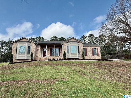 107 Brookshire Ln, Cropwell, AL, 35054-3837 | Card Image