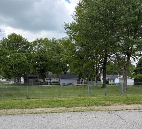 1101 N Doniphan St, Lawson, MO, 64062-9232 | Card Image
