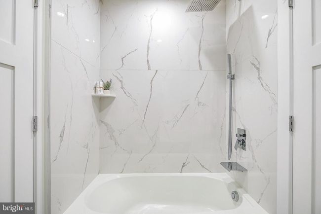 UNIT-5 - 4901 1 St St Nw, Condo with 2 bedrooms, 2 bathrooms and null parking in WASHINGTON DC | Image 19