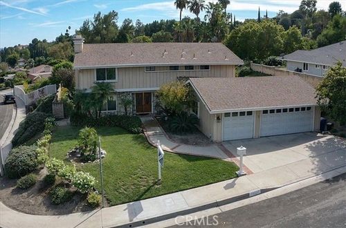  Posey Lane, West Hills, CA, 91304 | Card Image