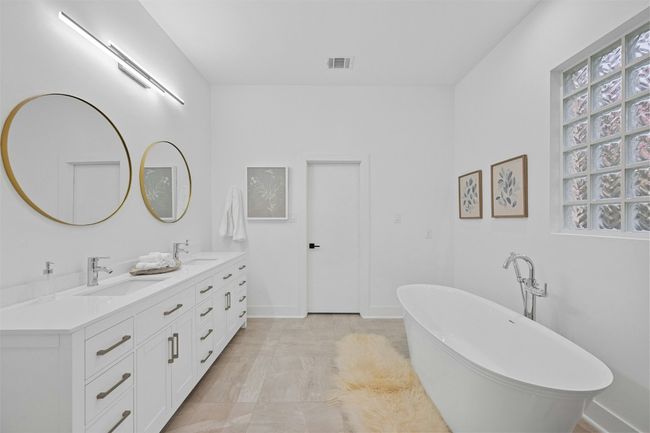 7905 Brightman Ln, House other with 5 bedrooms, 5 bathrooms and 6 parking in Austin TX | Image 22