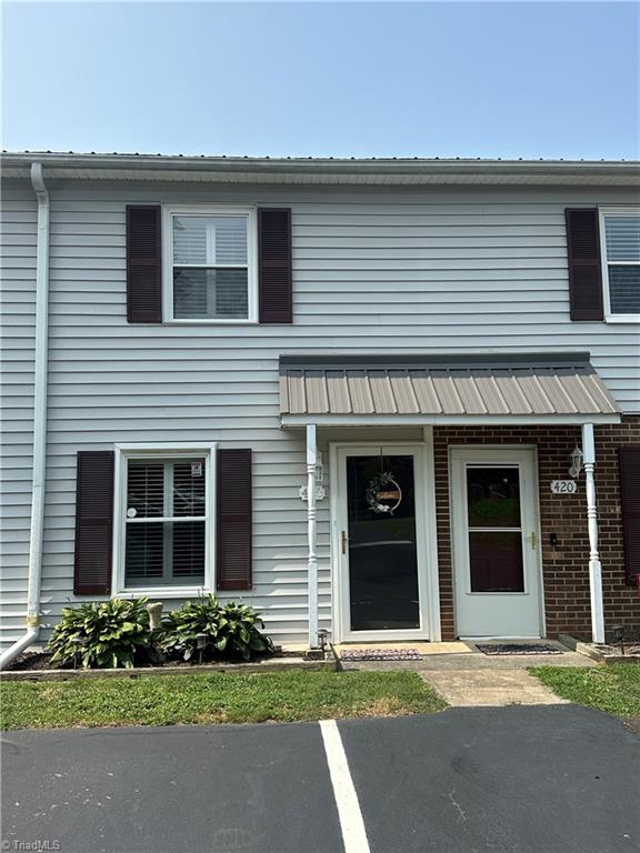 Cedarbrook Ct, Lewisville, NC 27023
