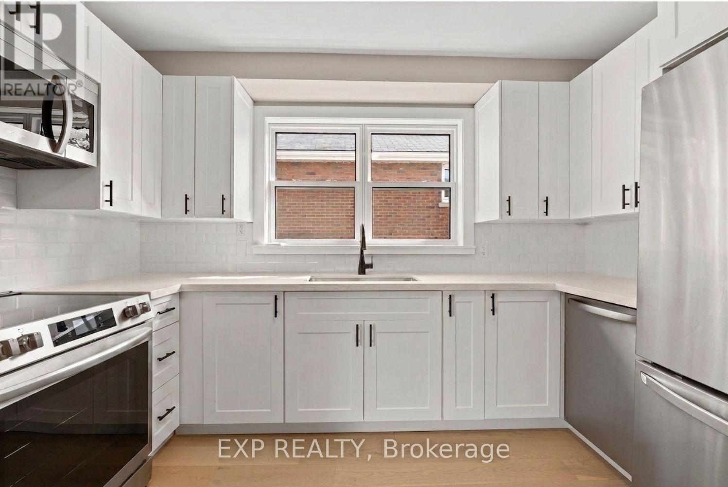Residential in Oshawa (Lakeview) 4