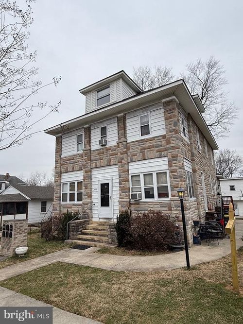 208 4th Ave, BALTIMORE, MD, 21225-4008 | Card Image