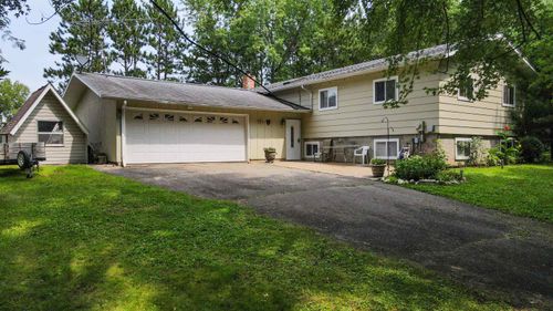 W6360 Tamarack Ct, NESHKORO, WI, 54960-6438 | Card Image