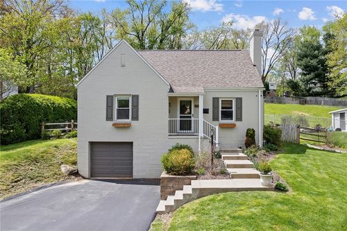 528 Glenrock Dr, Bethel Park, PA, 15102-1434 | Card Image