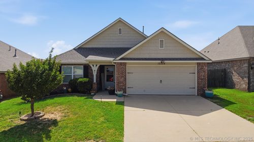 13328 21st Pl, Bixby, OK, 74008-1038 | Card Image