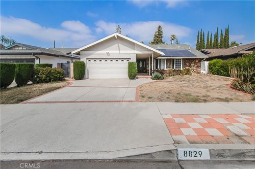 8829 Rubio Ave, North Hills, CA, 91343-4529 | Card Image