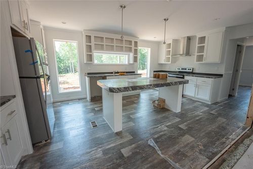 1853 Hill River Rd, Hiddenite, NC, 28636-9280 | Card Image