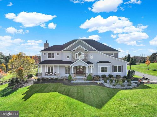 12 Sagecrest Cir, Enola, PA, 17025-1367 | Card Image