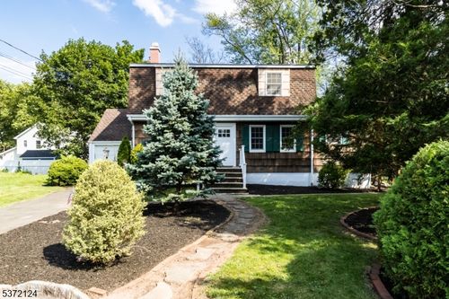 33 Country Club Ln, Springfield, NJ, 07081-2602 | Card Image
