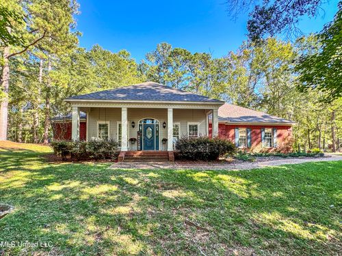 520 E Point Drive, Brandon, MS, 39047 | Card Image