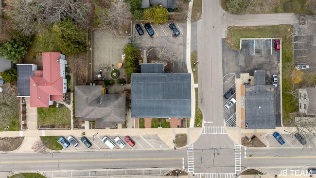 86 W Center St, Home with 0 bedrooms, 2 bathrooms and 5 parking in Douglas MI | Image 6
