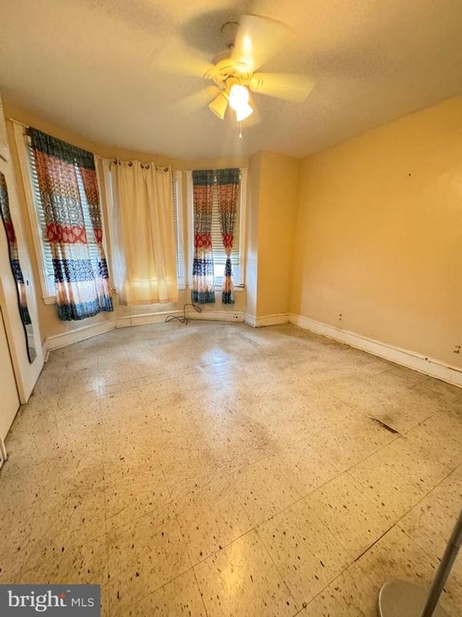 1445 N 59 Th St, Townhouse with 3 bedrooms, 2 bathrooms and null parking in PHILADELPHIA PA | Image 11