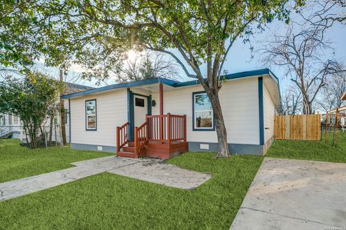 1414 Burleson, San Antonio, TX, 78202-1455 | Card Image