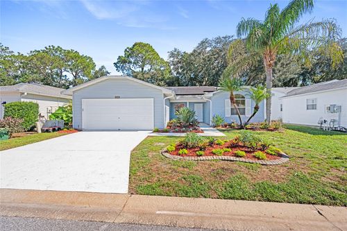 32656 Oak Park Dr, LEESBURG, FL, 34748-8726 | Card Image