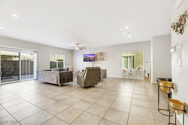 1054 Twincrest Ave, House other with 4 bedrooms, 3 bathrooms and null parking in North Las Vegas NV | Image 10