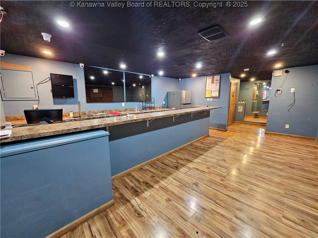 610 Cross Lanes Dr, Home with 0 bedrooms, 0 bathrooms and null parking in Nitro WV | Image 8