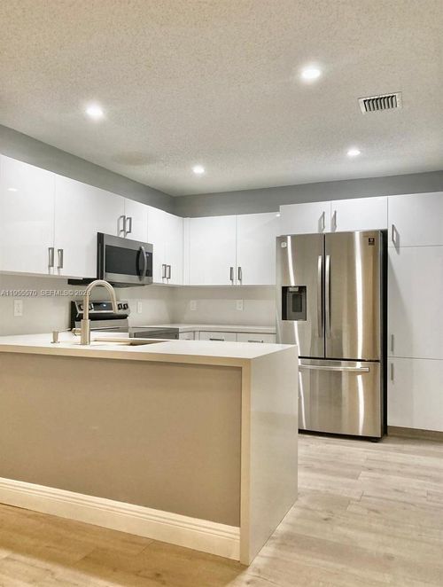 4953 Sw 32nd Ter, Fort Lauderdale, FL, 33312-6993 | Card Image