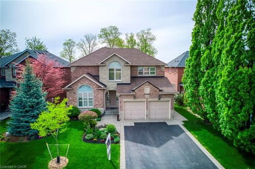 2108 Arbourview Dr, Oakville, ON, L6M3P3 | Card Image