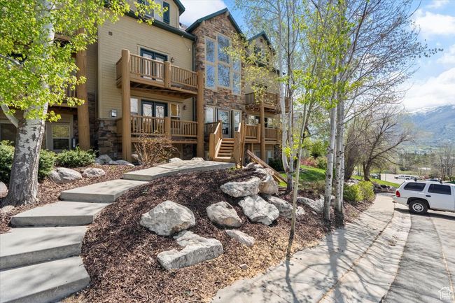 Entrance into condo | Image 19