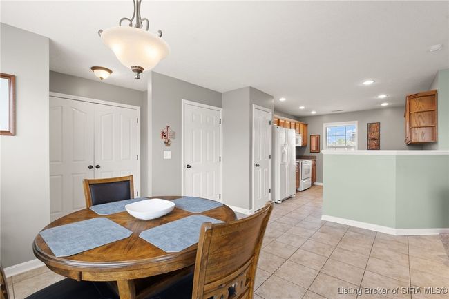 8435 Aberdeen Ln, Home with 3 bedrooms, 2 bathrooms and null parking in Charlestown IN | Image 25