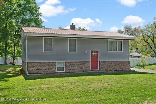 69 Mossybrook Rd, High Falls, NY, 12440-5005 | Card Image