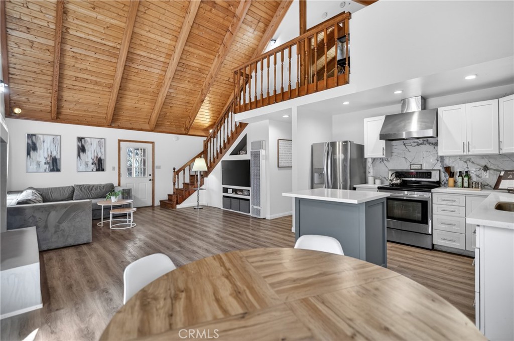 Residential in Pine Mountain Club 3